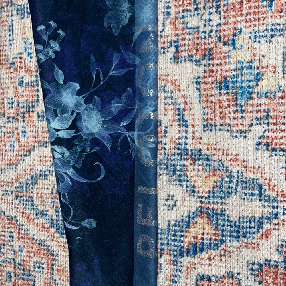 WITH Wear It To Heart x Peloton Blue Floral Leggings SZ S VGUC - Picture 3 of 4